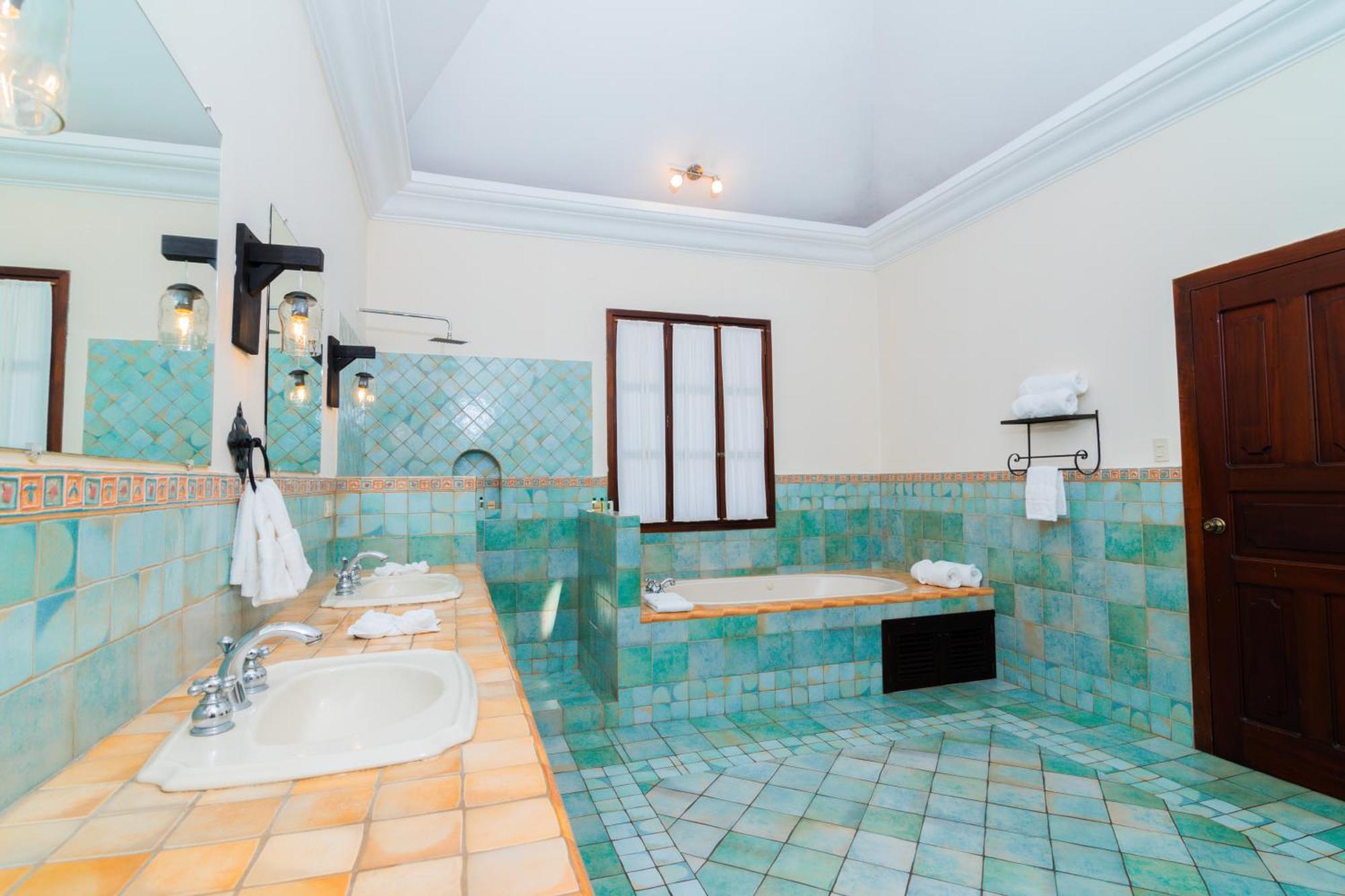 Santa Margarita Bed & Breakfast Antigua Exterior photo