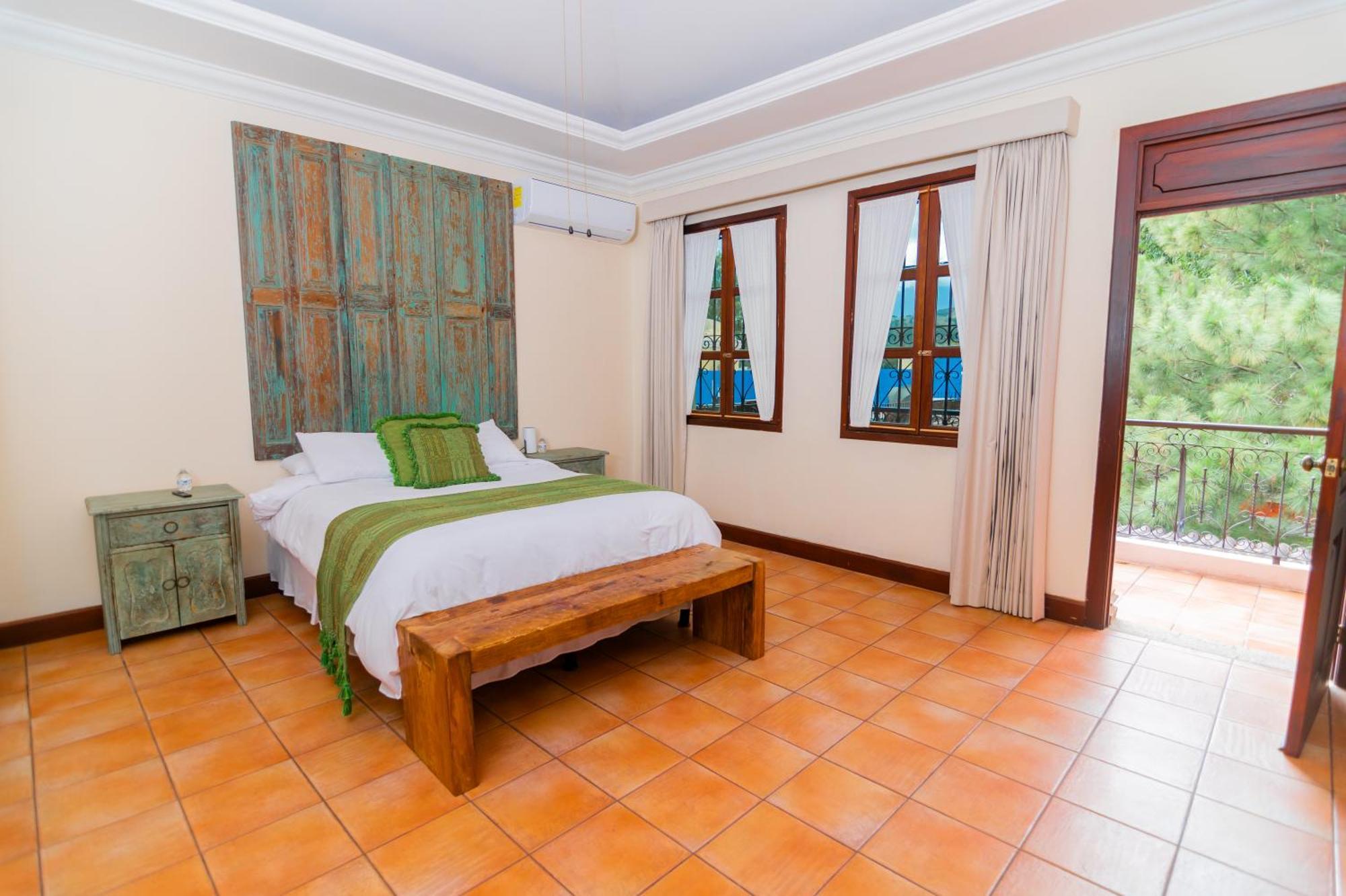 Santa Margarita Bed & Breakfast Antigua Exterior photo